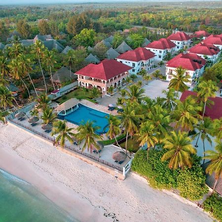 Sunny Palms Beach Bungalows Uroa Esterno foto