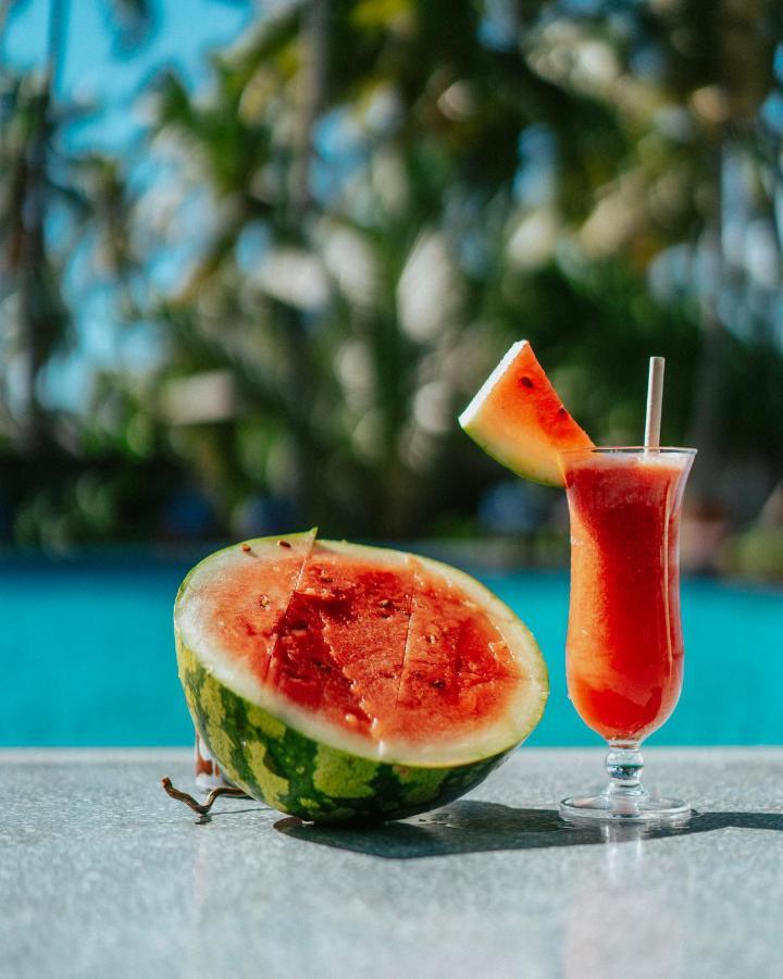 Sunny Palms Beach Bungalows Uroa Esterno foto